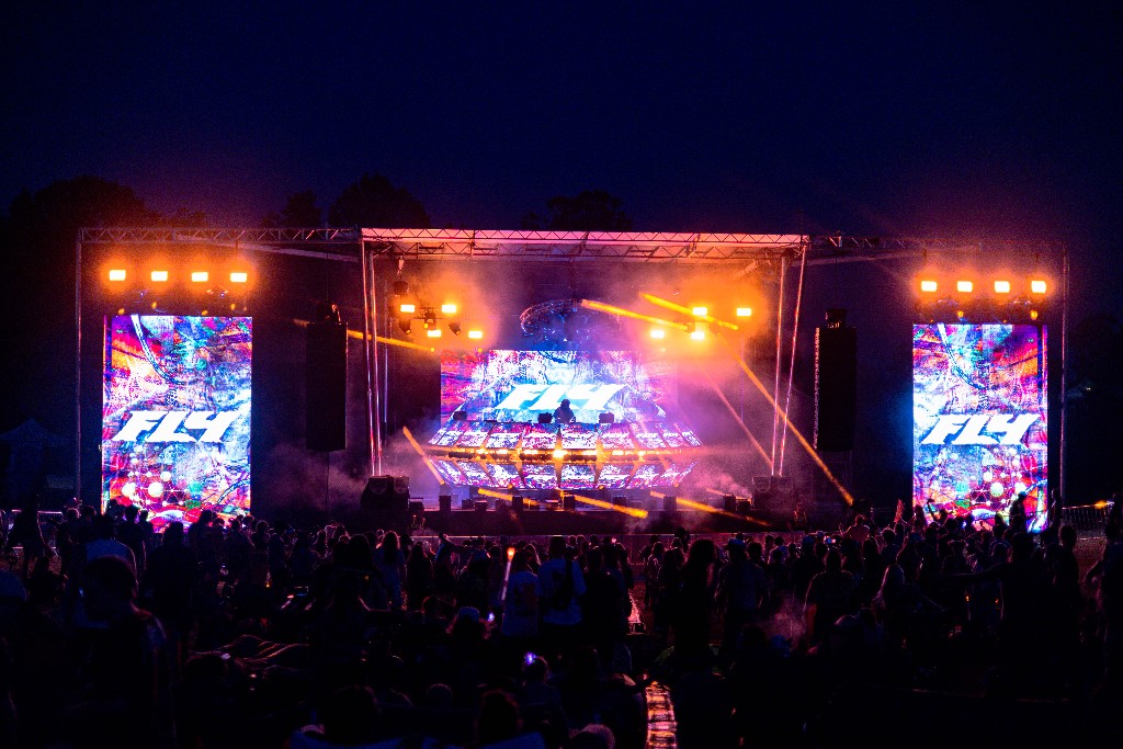 FLY set, Sound Haven