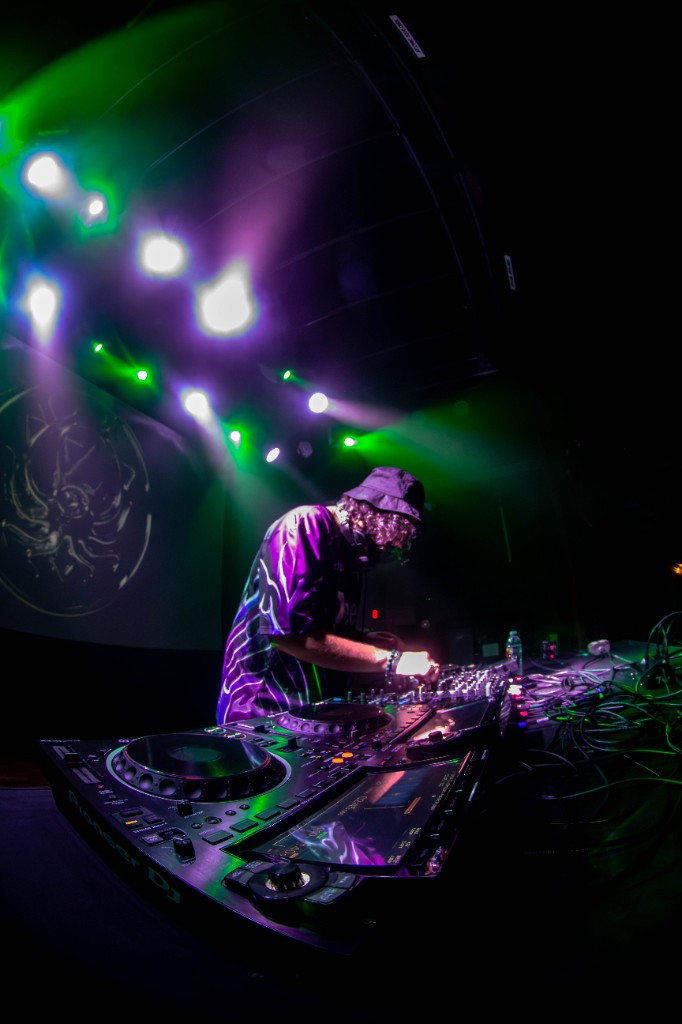 Truth at the decks, Terminal West